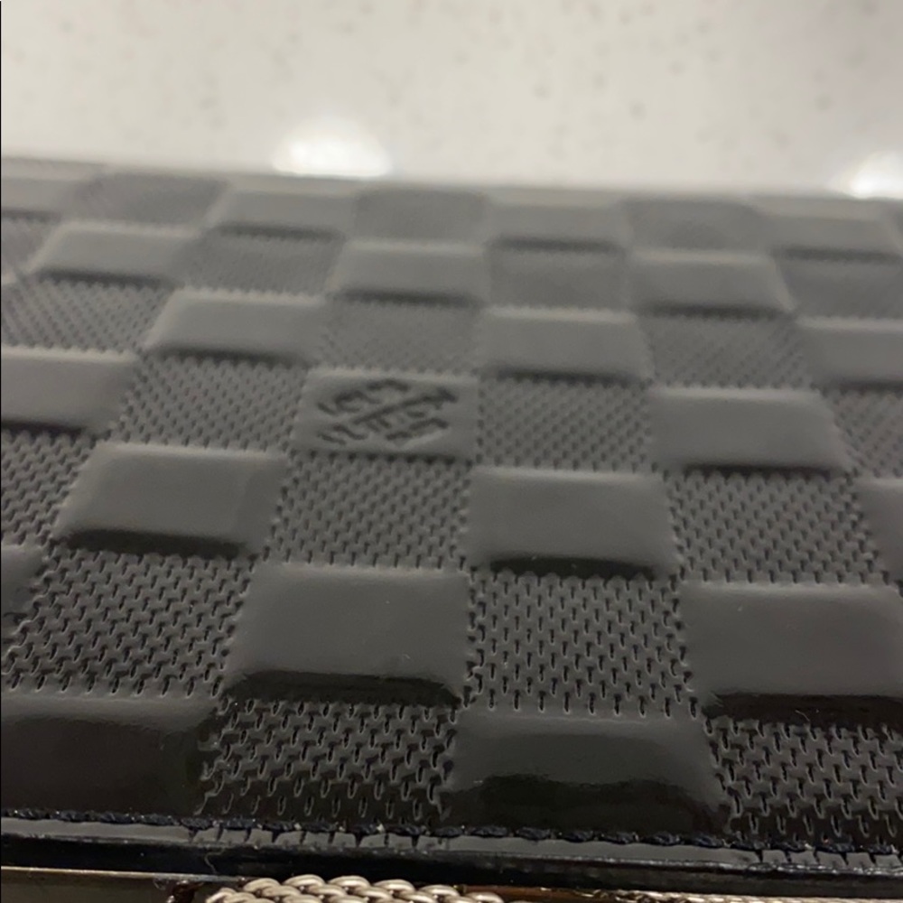 Extra Pics - image 3